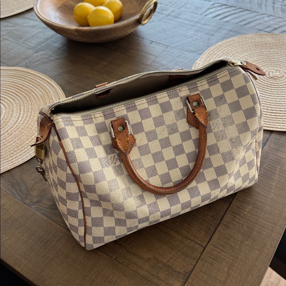 Authentic Louis Vuitton Damier Azur Speedy 30 - Picture 10 of 11